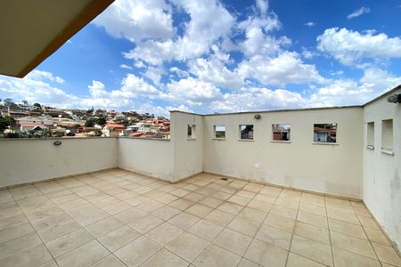 Apartamento à venda com 122m², 2 quartos e 2 vagas Apartamento à venda com 122m², 2 quartos e 2 vagasCobertura