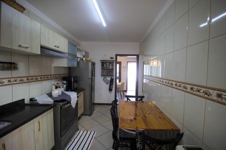 Casa para alugar com 210m², 3 quartos e 4 vagas