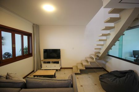 Casa para alugar com 210m², 3 quartos e 4 vagas