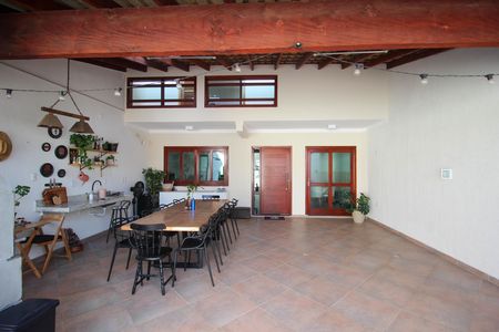 Casa para alugar com 210m², 3 quartos e 4 vagas