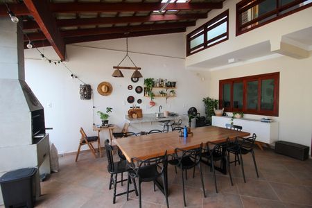 Casa para alugar com 210m², 3 quartos e 4 vagas