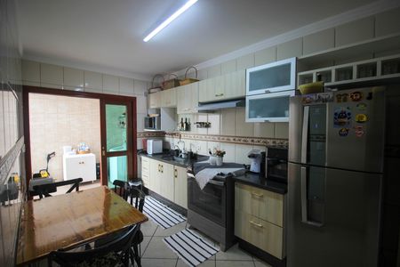 Casa para alugar com 210m², 3 quartos e 4 vagas