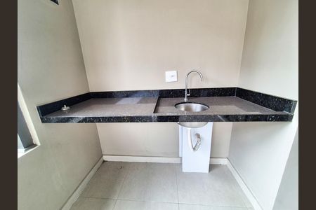 Apartamento à venda com 81m², 2 quartos e 1 vagaVaranda
