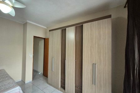 Casa à venda com 100m², 3 quartos e 3 vagasQuarto 3 - Suíte