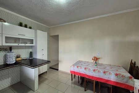 Casa à venda com 100m², 3 quartos e 3 vagasCozinha 