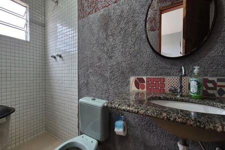 Casa à venda com 100m², 3 quartos e 3 vagasBanheiro de Serviço 