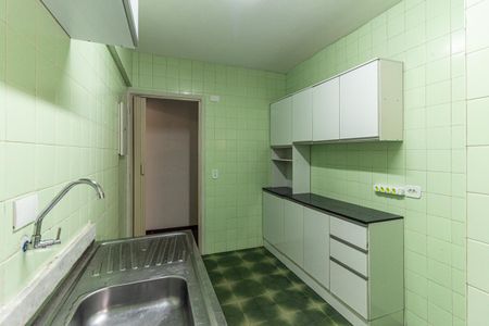 Cozinha de apartamento para alugar com 2 quartos, 55m² em Vila Buarque, São Paulo
