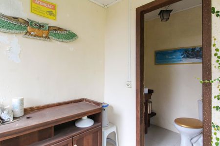 Casa à venda com 550m², 6 quartos e 4 vagas Casa à venda com 550m², 6 quartos e 4 vagasÁrea externa