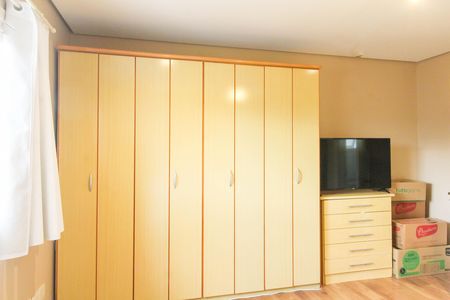 Casa à venda com 550m², 6 quartos e 4 vagas Casa à venda com 550m², 6 quartos e 4 vagasSuíte 2