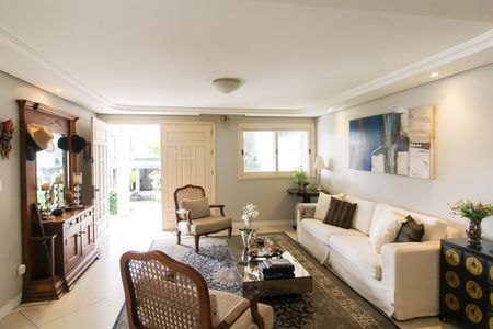 Casa à venda com 550m², 6 quartos e 4 vagas Casa à venda com 550m², 6 quartos e 4 vagasSala 1