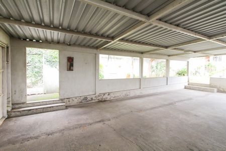 Garagem de casa à venda com 6 quartos, 550m² em Marechal Rondon, Canoas
