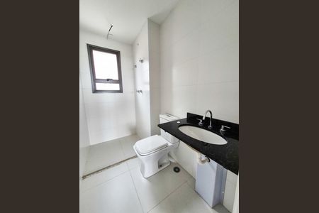 Apartamento à venda com 81m², 2 quartos e 1 vaga Apartamento à venda com 81m², 2 quartos e 1 vagaBanheiro