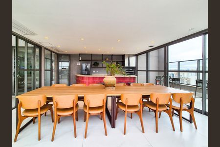 Apartamento à venda com 81m², 2 quartos e 1 vaga Apartamento à venda com 81m², 2 quartos e 1 vagaChurrasqueira