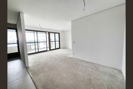 Apartamento à venda com 81m², 2 quartos e 1 vaga Apartamento à venda com 81m², 2 quartos e 1 vagaSala