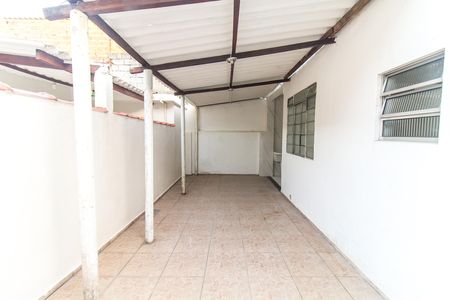Casa para alugar com 90m², 2 quartos e 2 vagas Casa para alugar com 90m², 2 quartos e 2 vagasQuintal