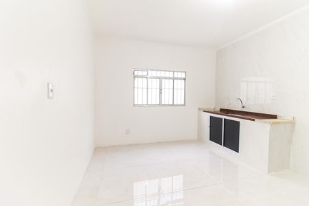 Cozinha de casa para alugar com 2 quartos, 90m² em Jardim Sao Vicente, São Paulo