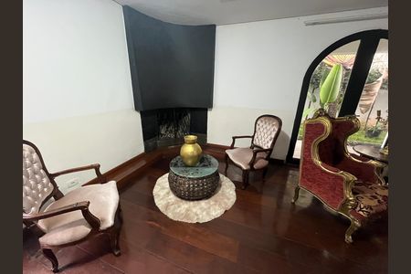Casa para alugar com 1000m², 3 quartos e 5 vagas Casa para alugar com 1000m², 3 quartos e 5 vagasSala 2