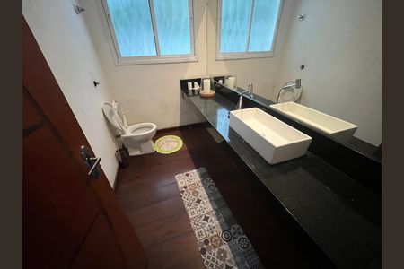 Casa para alugar com 1000m², 3 quartos e 5 vagas Casa para alugar com 1000m², 3 quartos e 5 vagasLavabo