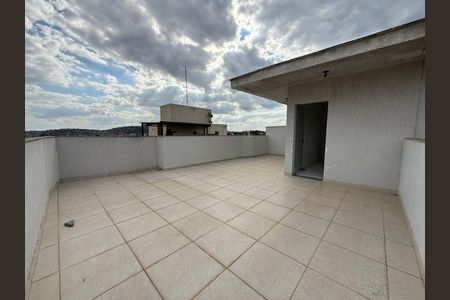 Apartamento para alugar com 130m², 3 quartos e 4 vagas