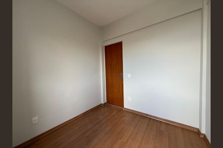 Apartamento para alugar com 130m², 3 quartos e 4 vagas