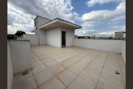 Apartamento para alugar com 130m², 3 quartos e 4 vagas