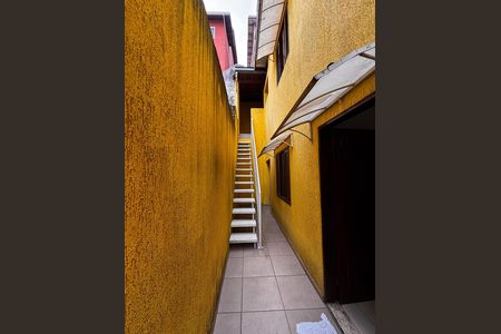 Casa para alugar com 180m², 3 quartos e 5 vagas Casa para alugar com 180m², 3 quartos e 5 vagasCorredor