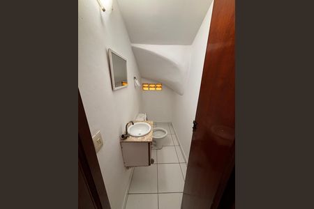 Casa para alugar com 180m², 3 quartos e 5 vagas Casa para alugar com 180m², 3 quartos e 5 vagasLavabo