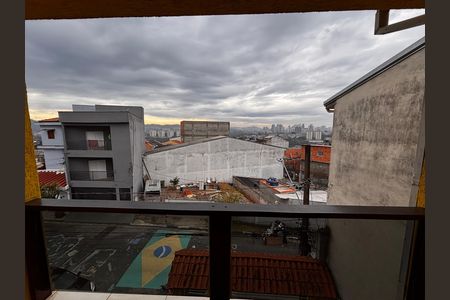 Sacada suíte  de casa para alugar com 3 quartos, 180m² em Jardim Graziela, Barueri