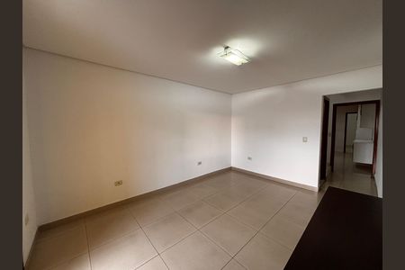 Casa para alugar com 180m², 3 quartos e 5 vagas Casa para alugar com 180m², 3 quartos e 5 vagasSala