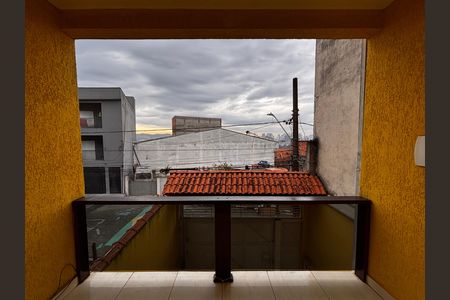 Casa para alugar com 180m², 3 quartos e 5 vagas Casa para alugar com 180m², 3 quartos e 5 vagasVaranda da Sala
