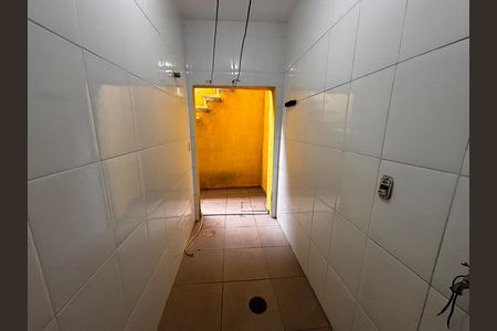 Casa para alugar com 180m², 3 quartos e 5 vagas Casa para alugar com 180m², 3 quartos e 5 vagasLavanderia