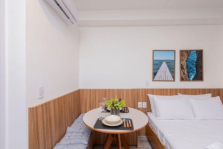 Apartamento para alugar com 24m², 1 quarto e sem vaga Apartamento para alugar com 24m², 1 quarto e sem vagaSala / Quarto
