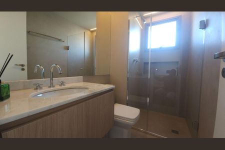 Apartamento para alugar com 77m², 2 quartos e 1 vaga