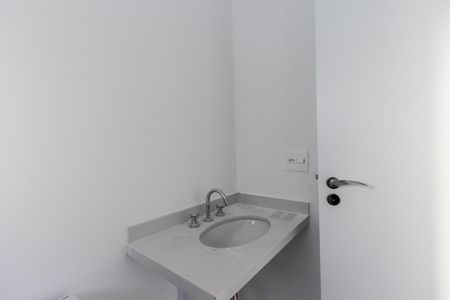 Apartamento à venda com 142m², 3 quartos e 3 vagas Apartamento à venda com 142m², 3 quartos e 3 vagasQuarto 4 - Banheiro da Suite
