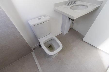Apartamento à venda com 142m², 3 quartos e 3 vagas Apartamento à venda com 142m², 3 quartos e 3 vagasQuarto 4 - Banheiro da Suite