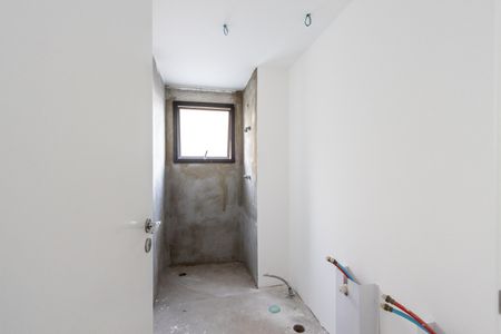 Apartamento à venda com 142m², 3 quartos e 3 vagas Apartamento à venda com 142m², 3 quartos e 3 vagasQuarto 1 - Banheiro da Suite