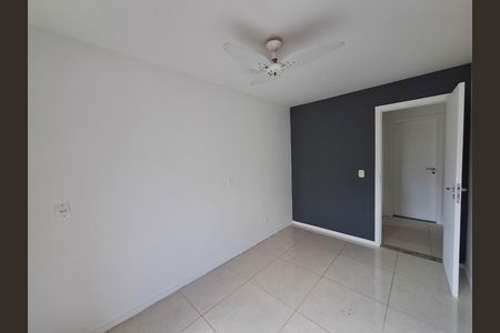 Casa à venda com 200m², 3 quartos e 2 vagas Casa à venda com 200m², 3 quartos e 2 vagasQuarto 2