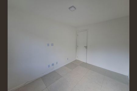 Casa à venda com 200m², 3 quartos e 2 vagas Casa à venda com 200m², 3 quartos e 2 vagasQuarto 1