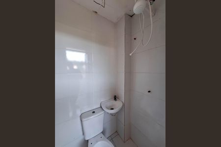 Casa à venda com 200m², 3 quartos e 2 vagas Casa à venda com 200m², 3 quartos e 2 vagasBanheiro de serviço