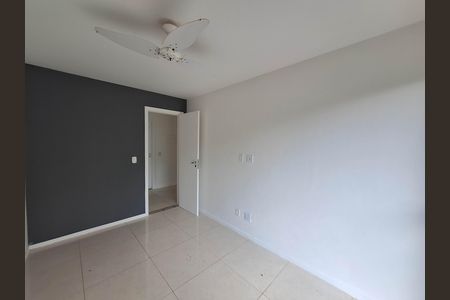 Casa à venda com 200m², 3 quartos e 2 vagas Casa à venda com 200m², 3 quartos e 2 vagasQuarto 2
