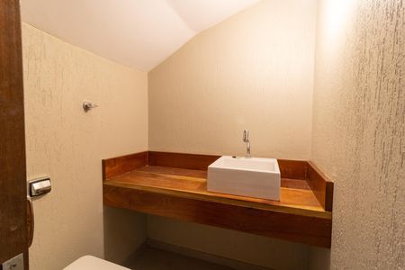 Casa para alugar com 160m², 1 quarto e 1 vaga Casa para alugar com 160m², 1 quarto e 1 vagaLavabo