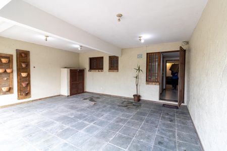 Garagem de casa para alugar com 1 quarto, 160m² em Ipanema, Porto Alegre