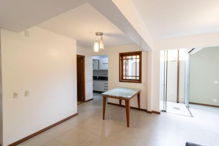 Casa para alugar com 1 quarto, 160m² em Ipanema, Porto Alegre