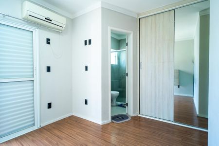 Casa de condomínio para alugar com 100m², 3 quartos e 2 vagas Casa de condomínio para alugar com 100m², 3 quartos e 2 vagasSuíte