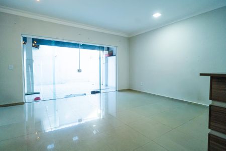 Sala de casa de condomínio para alugar com 3 quartos, 100m² em Alto da Boa Vista, Sorocaba