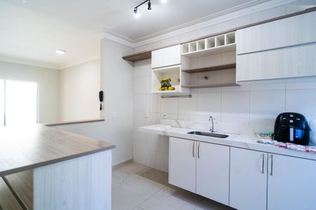 Casa de condomínio para alugar com 100m², 3 quartos e 2 vagas Casa de condomínio para alugar com 100m², 3 quartos e 2 vagasCozinha