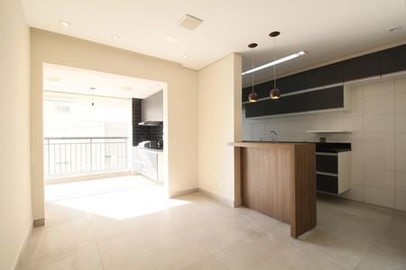 Sala de apartamento para alugar com 3 quartos, 84m² em Parque Reboucas, São Paulo