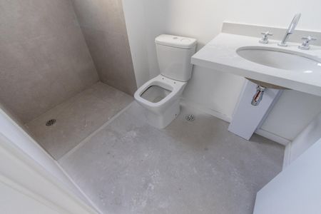 Apartamento à venda com 142m², 4 quartos e 3 vagas Apartamento à venda com 142m², 4 quartos e 3 vagasQuarto 3 - Banheiro da Suite