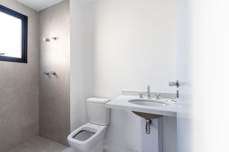 Apartamento à venda com 142m², 4 quartos e 3 vagas Apartamento à venda com 142m², 4 quartos e 3 vagasQuarto 3 - Banheiro da Suite