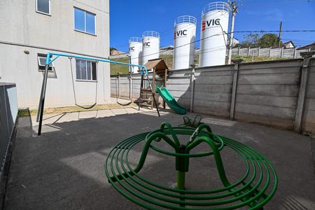 Apartamento para alugar com 44m², 2 quartos e 1 vaga Apartamento para alugar com 44m², 2 quartos e 1 vagaÁrea comum - Playground